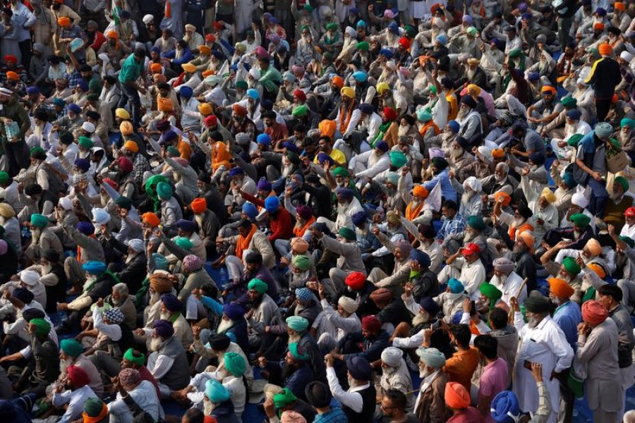 Farmers shout slogans during a protest against the newly passed farm bills at Singhu border near Delhi, India on December 3, 2020 — Reuters photo