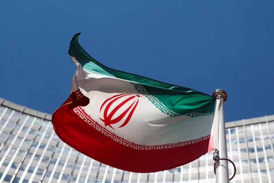 An Iranian flag flutters in front of the United Nations headquarters in Vienna, June 17, 2014 — Reuters/Files