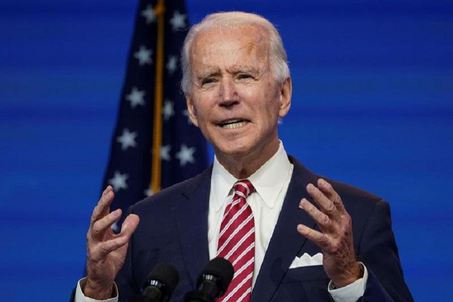 Biden, wife to get first vaccine dose Monday