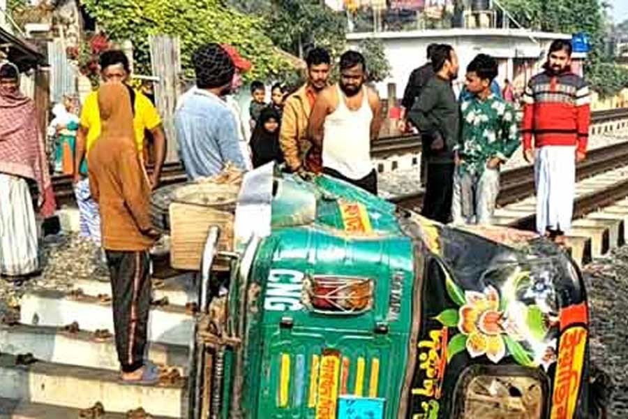 Three of a family die after train rams autorickshaw in Cumilla