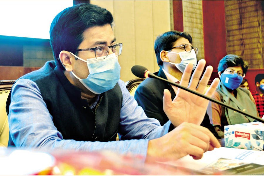 DSCC Mayor Barrister Fazle Noor Taposh addressing a programme organised by UNDP at Nagar Bhaban in the city on Tuesday — FE Photo