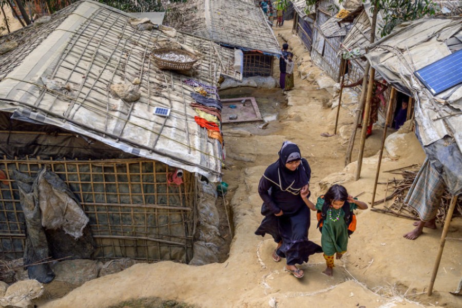 Fire destroys homes of thousands in Rohingya refugee camps: UNHCR