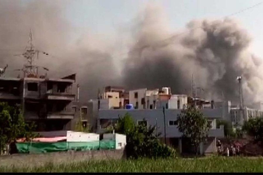 A big fire breaks out at a plant being built for the Serum Institute of India (SII), the world's biggest vaccine maker. Photo taken via ANI