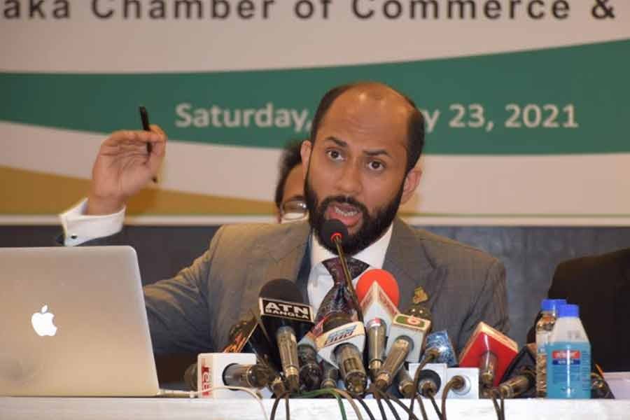 Dhaka Chamber of Commerce and Industry (DCCI) President Rizwan Rahman addressing a ‘Meet the Press’ programme at DCCI auditorium on Saturday –DCCI Photo