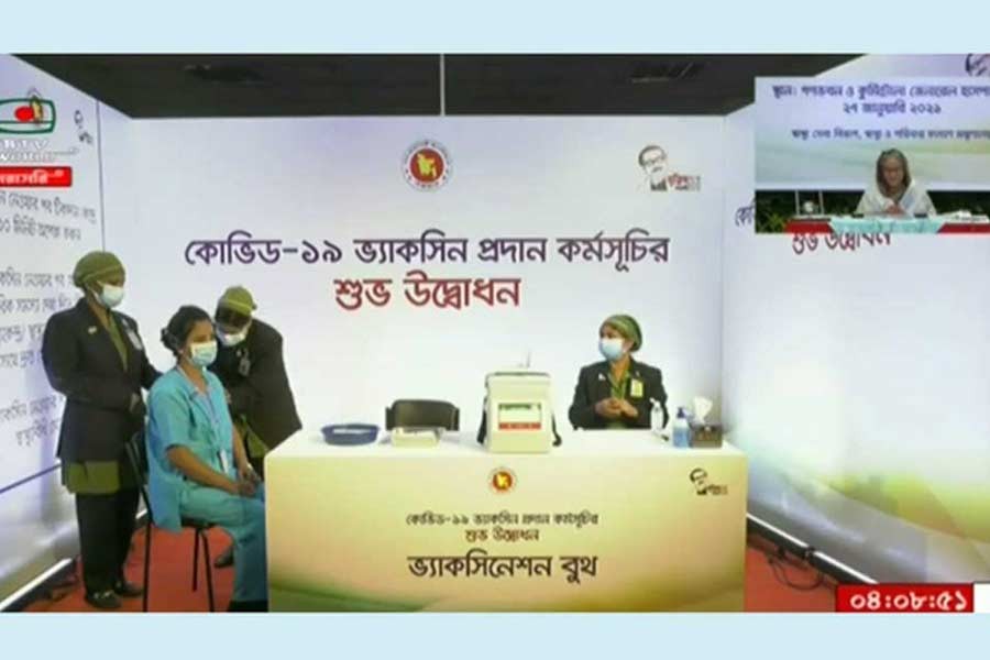 Bangladesh kicks off inoculation against COVID-19, nurse receives first shot