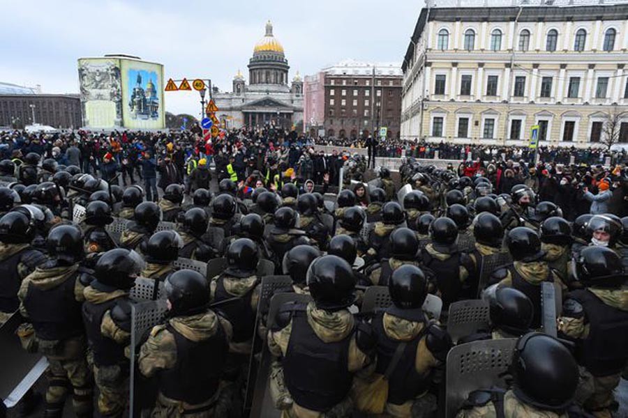 Russia detains over 5,100 at Navalny protests