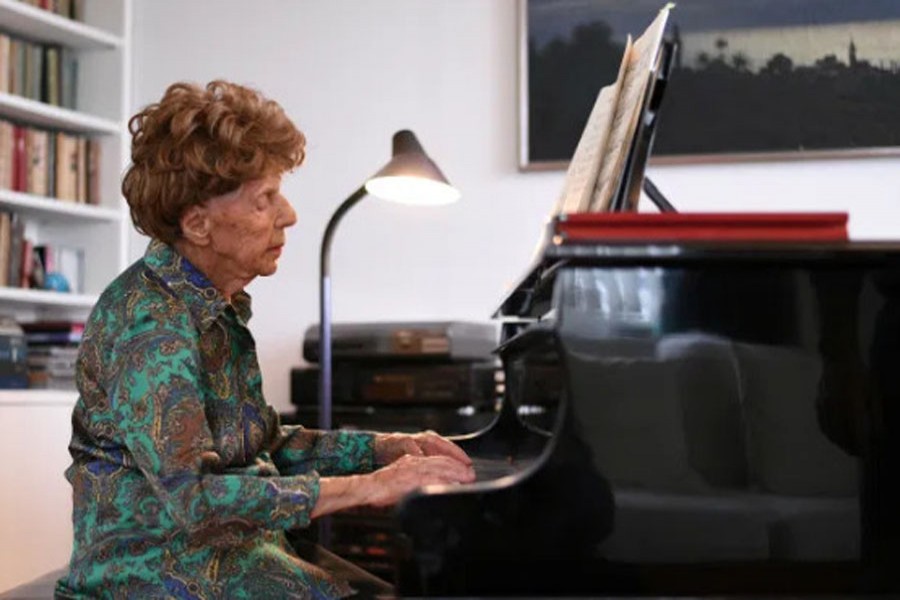 French 106-year-old pianist to release sixth album