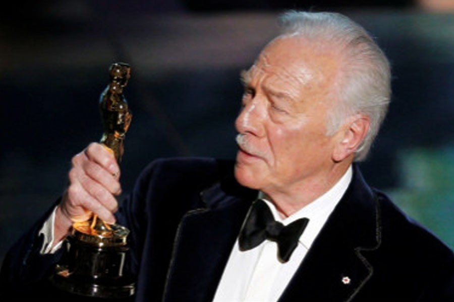 'Sound of Music' star Christopher Plummer dies at age 91