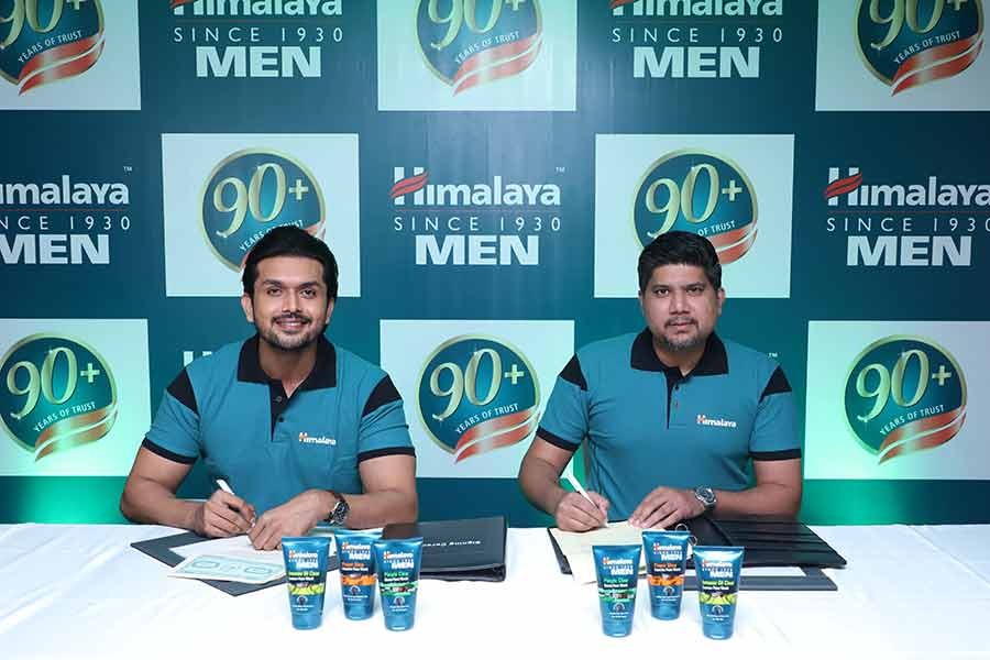 Arifin Shuvo becomes brand ambassador of Himalaya Men