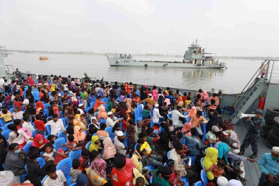 A total of 3,000 Rohingyas are scheduled to go to Bhashanchar under the fifth phase - UNB photo