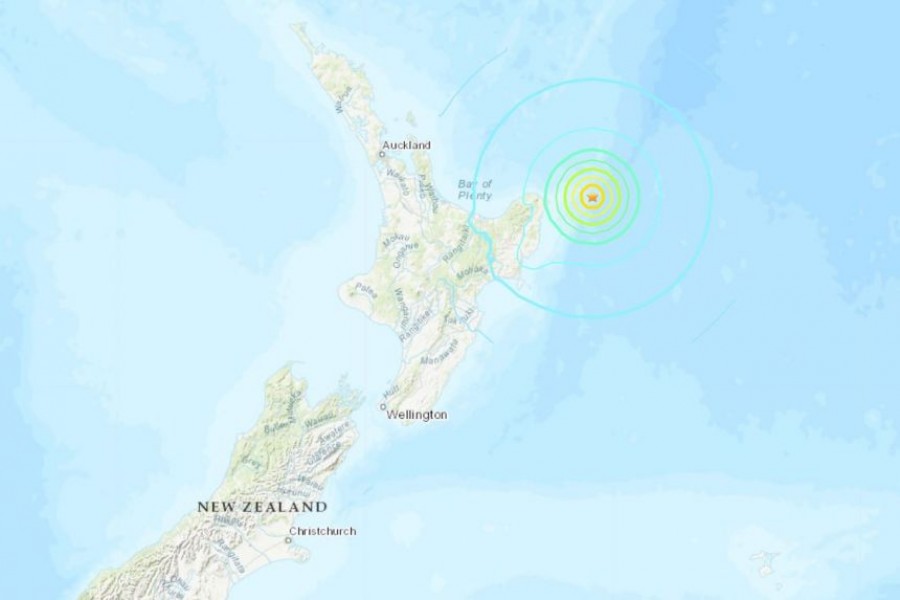 Tsunami warning issued as powerful quake hits near NZ