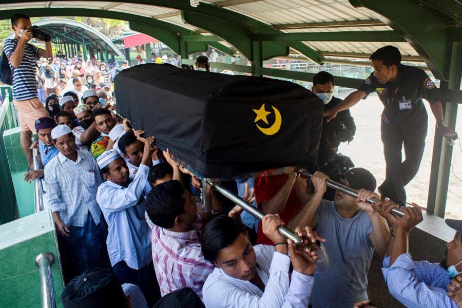 People attend a funeral of U Khin Maung Latt, 58, a National League for Democracy (NLD)'s ward chairman in Yangon of Myanmar on Sunday –Reuters Photo