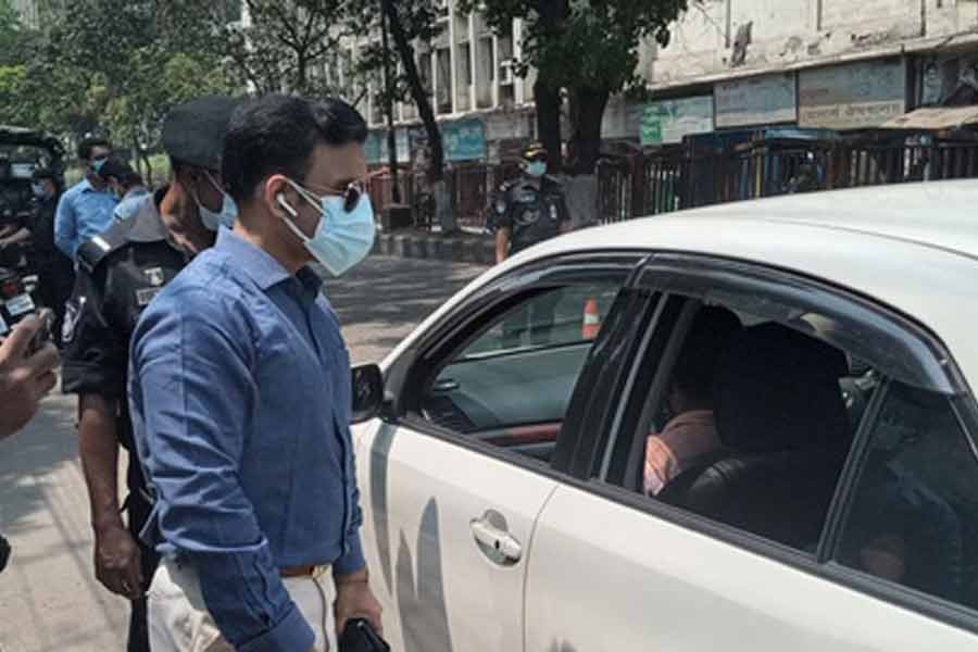 RAB launches drive in Dhaka to ensure use of masks