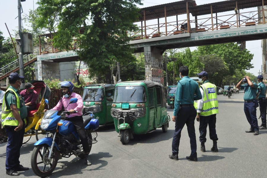 A nationwide lockdown for a week was enforced on Monday morning as part of a move to slow down the rapid spike in both coronavirus infection and mortality rates - Focus Bangla photo