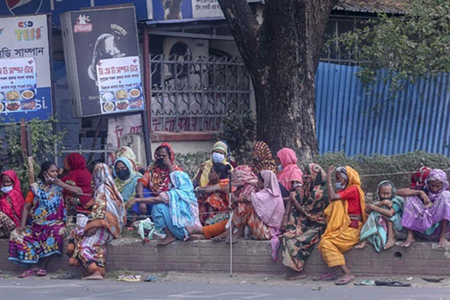 PM Hasina gives Tk 105m in relief to the poor in pandemic