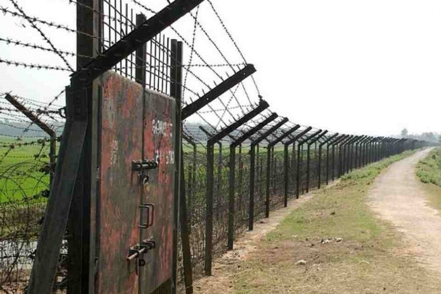 Border with India to remain shut for 14 more days