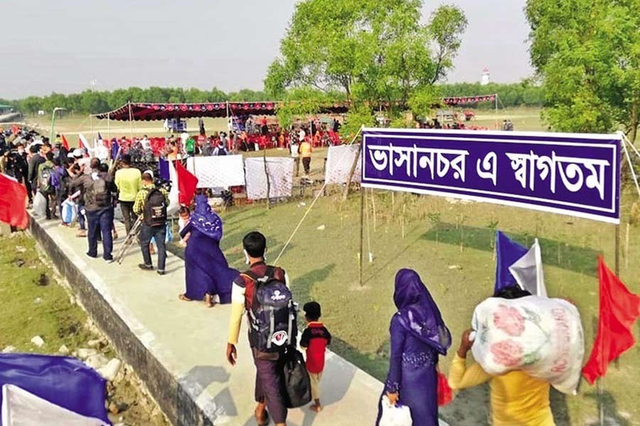 Rohingyas from Cox's Bazar camps arrive at Bhasan Char island during the first phase of relocation of the refugees — FE file photo