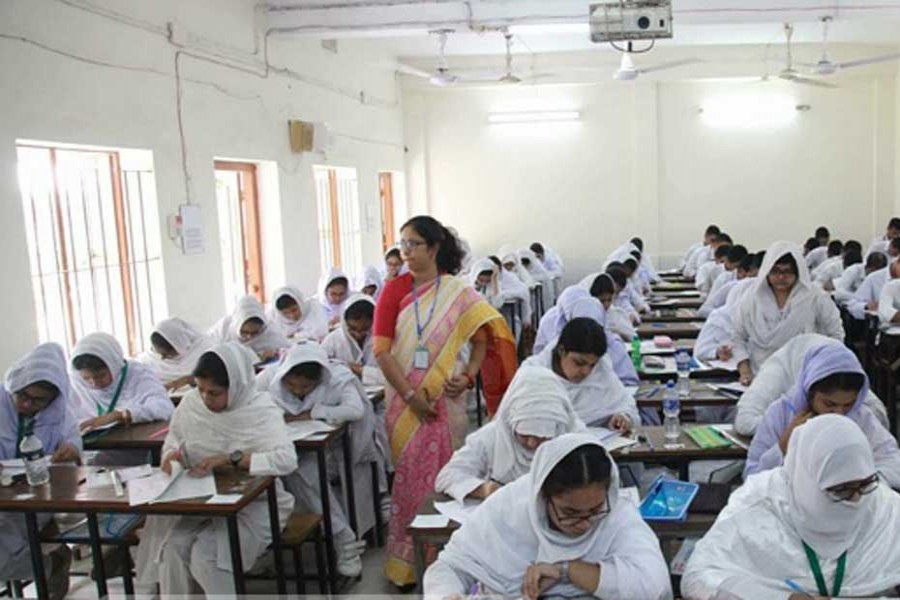 Govt mulls SSC, HSC alternatives