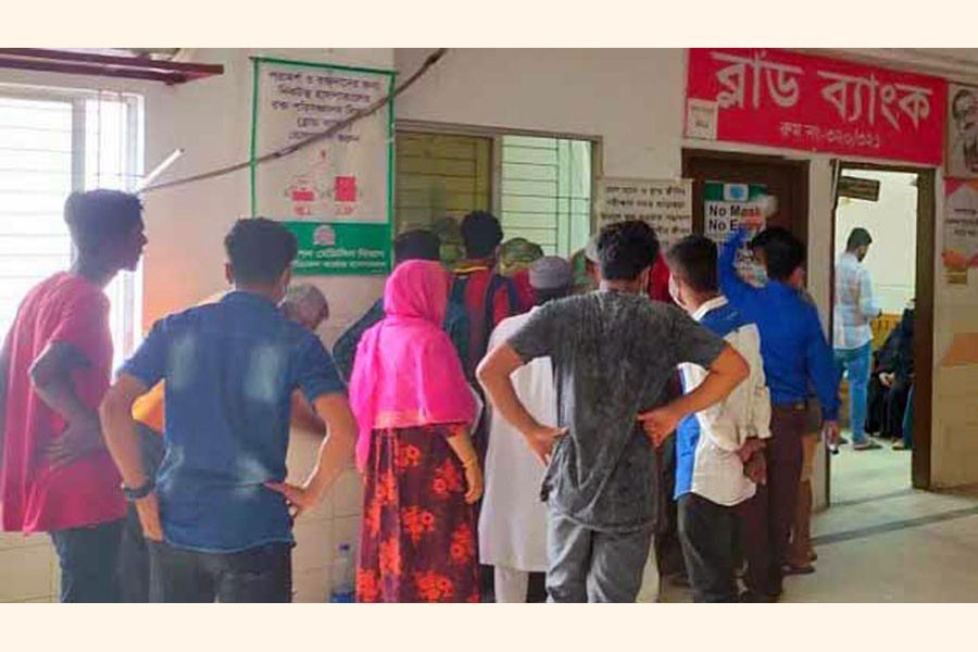 People in a queue to collect blood at blood bank of Cumilla Medical College and Hospital — FE Photo