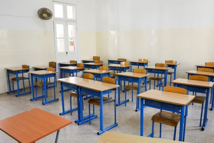 An empty classroom is pictured at College des Freres Sacre-Coeur in Beirut, Lebanon, Jun 25, 2021. REUTERS