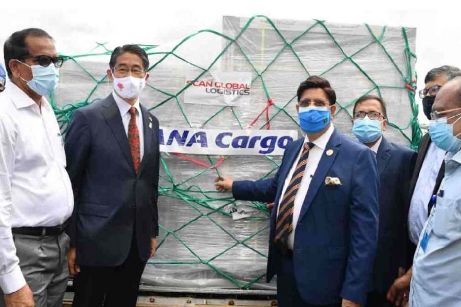 Dhaka receives 245,200 AstraZeneca doses from Tokyo