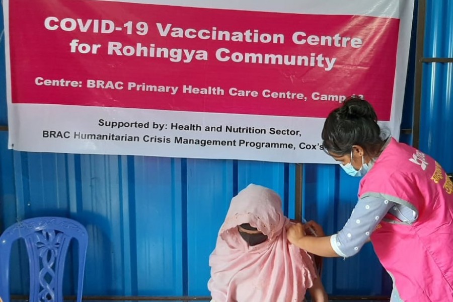 BRAC moves to strengthen govt’s vaccination programme at Rohingya camps