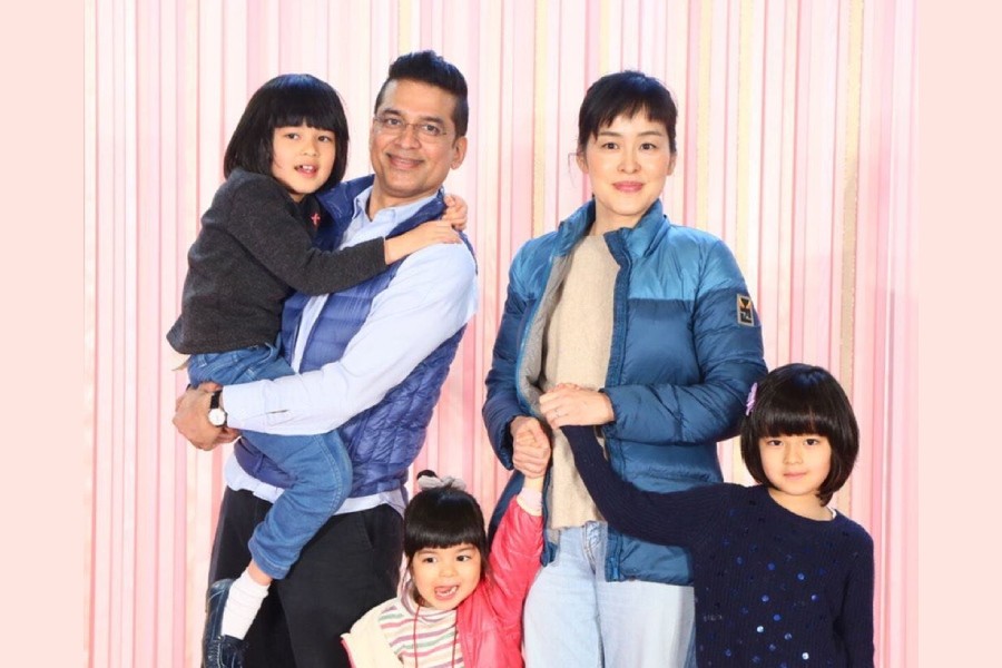 Nakano Erico and Sharif Imran got married on July 11, 2008 in Japan under Japanese law and have three daughters - Collected