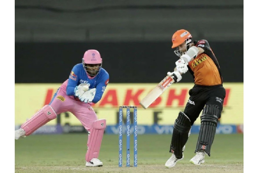 Sun Risers Hyderabad beat Rajasthan Royals by 7 wickets