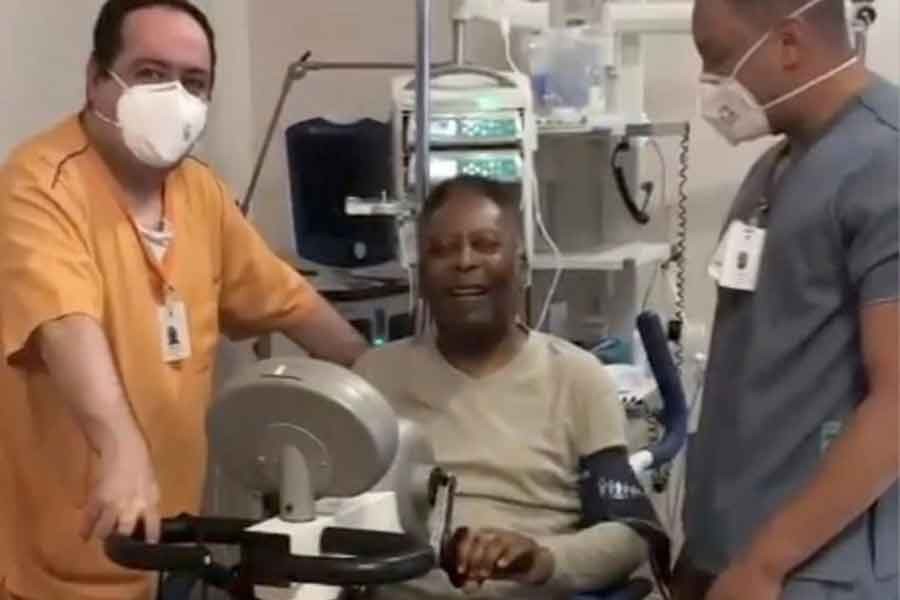 Pele exercising in a hospital in Sao Paulo of Brazil on September 21 this year –Reuters file photo