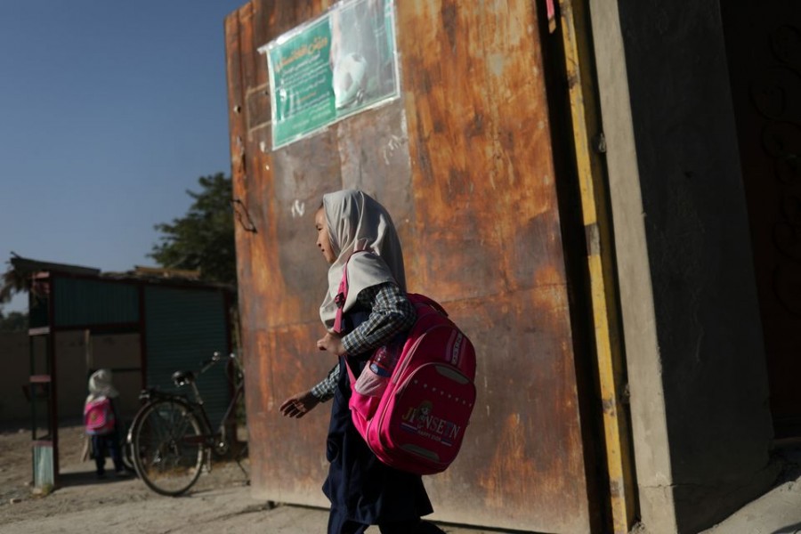 Afghan girls waiting for Taliban plan to reopen schools