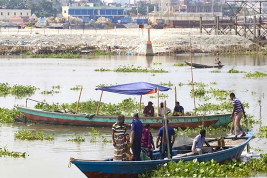 Turag trawler capsize death toll rises to five