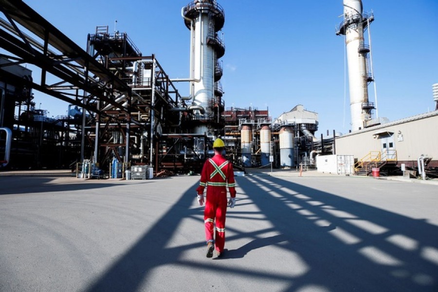 A Shell employee walks through the company's new Quest Carbon Capture and Storage (CCS) facility in Fort Saskatchewan, Alberta, Canada, Oct 7, 2021 — Reuters/Todd Korol