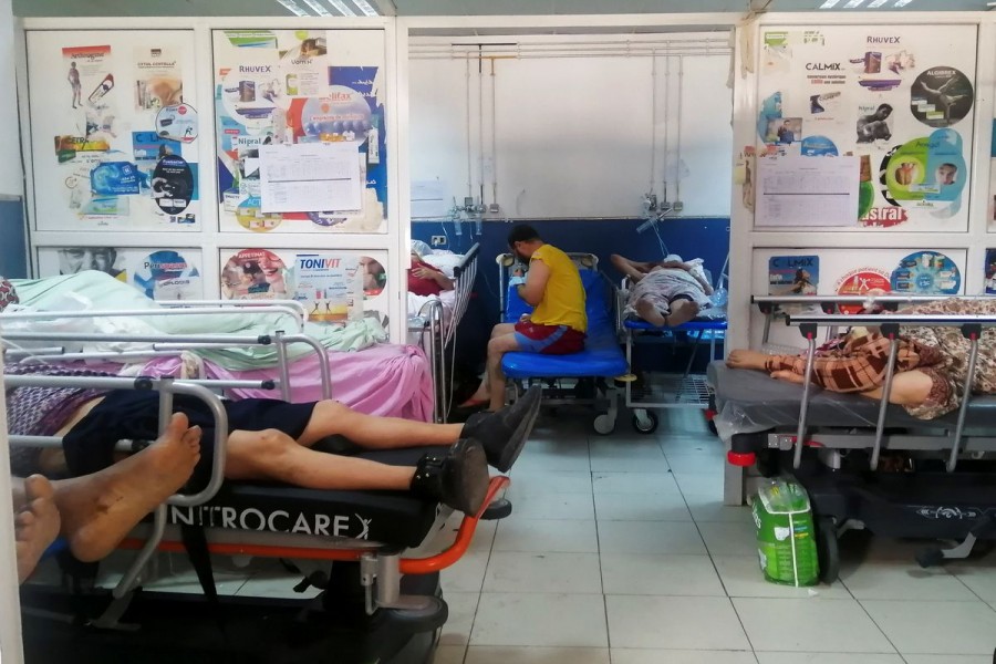 Patients suffering from the coronavirus disease (COVID-19) receive treatment at the emergency department of Charles Nicole Hospital in Tunis, Tunisia July 13, 2021. Picture taken July 13, 2021. REUTERS/Jihed Abidellaoui