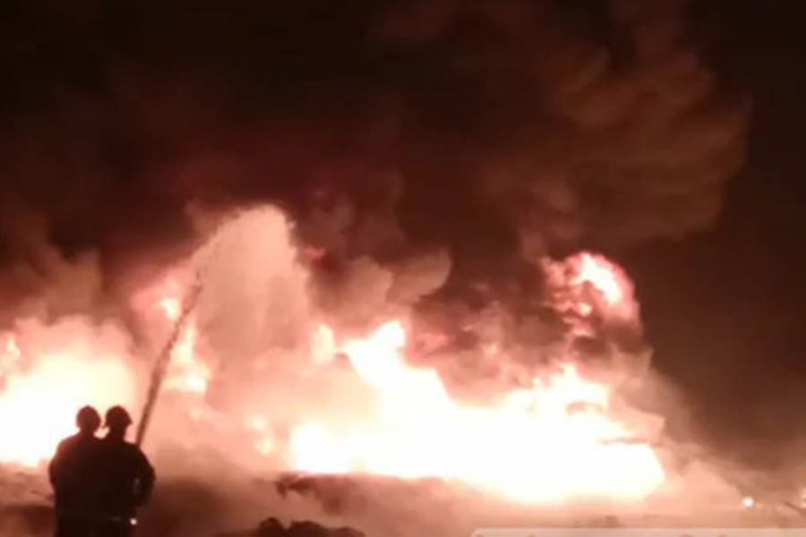 Fire breaks out at Gazipur chemicals factory