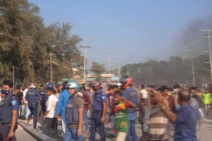 Sramik League leader shot dead, protests flare in Cox’s Bazar