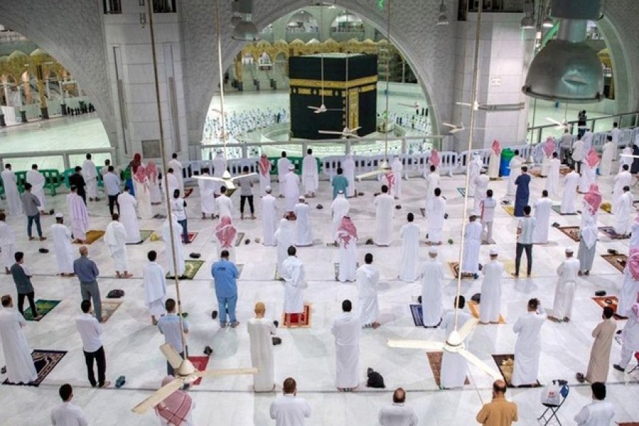 Saudi Arabia restricts overseas Umrah pilgrims to 18-50 age group