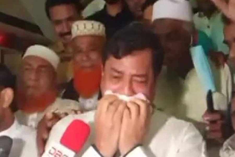 Contempt of court rule issued  against Gazipur mayor, three others   