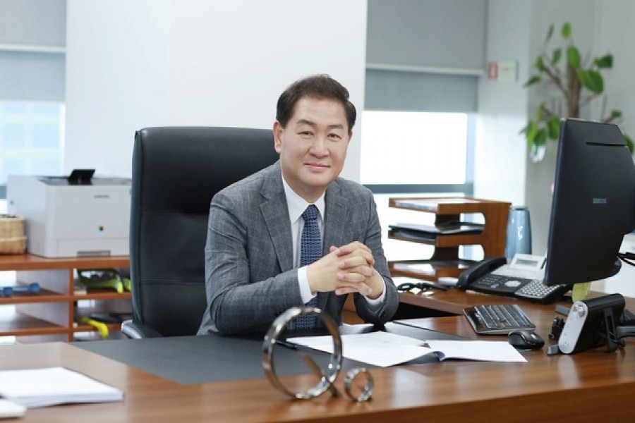 Samsung's Han Jong-hee, head of visual display business, will become a co-CEO. Samsung via Reuters