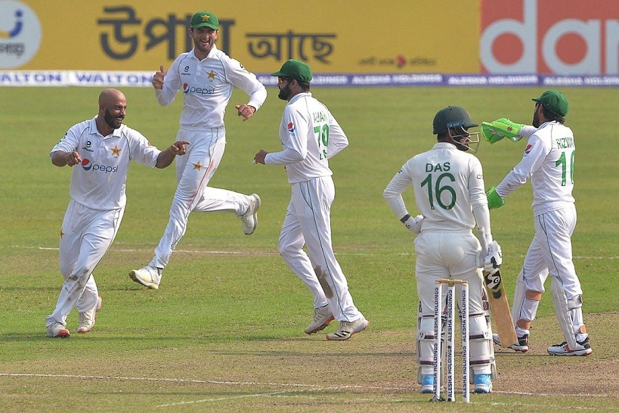 Liton's wicket made sure that Bangladesh had no chance of saving the match. Photo: ESPNcricinfo