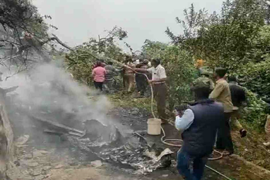 India orders tri-services probe into military chief's chopper crash