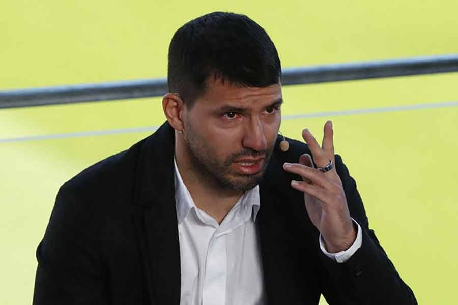 Barcelona striker Aguero retires at 33 due to heart condition