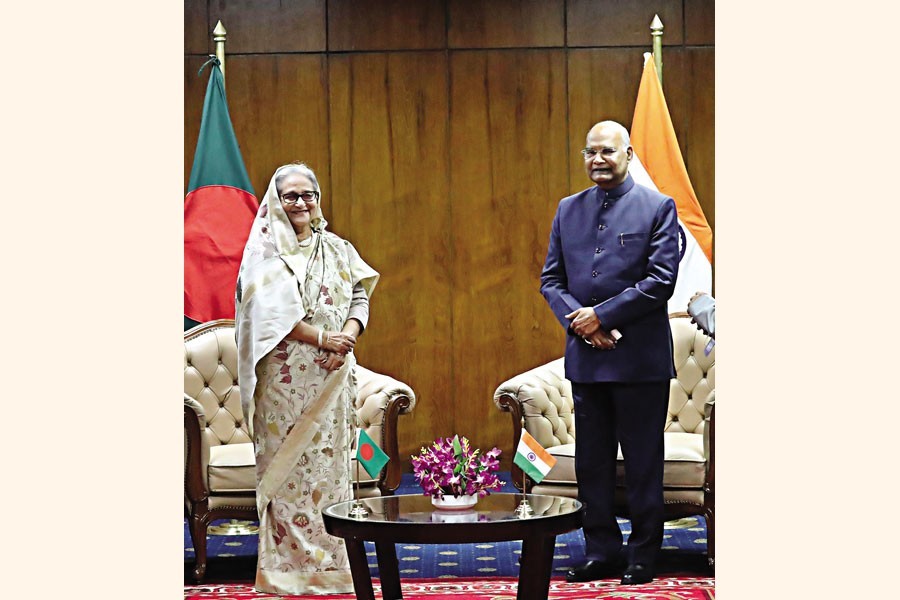 Prime Minister Sheikh Hasina meets visiting Indian President Ram Nath Kovind at Pan Pacific Sonargaon Hotel in Dhaka on Wednesday — PID