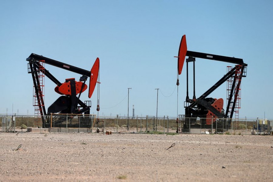 Oil price rise to continue in 2022, say analysts