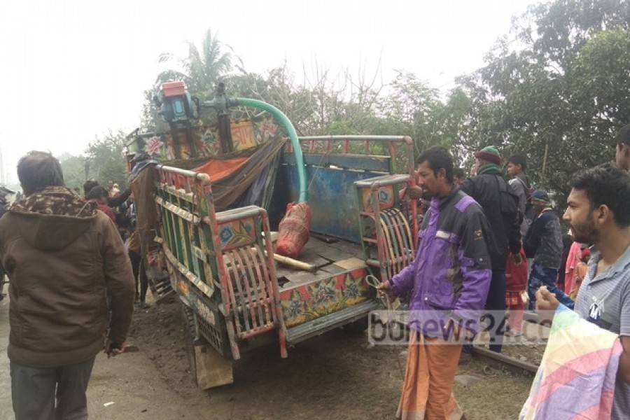 Three die as train collides with small truck in Chapainawabganj