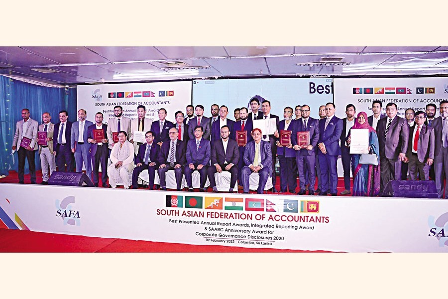 Guests and winners seen in the SAFA (South Asian Federation of Accountants) Best Presented Annual Report Awards, Integrated Reporting Awards & SAARC Anniversary Awards for Corporate Governance Disclosure 2020 competition Wednesday.