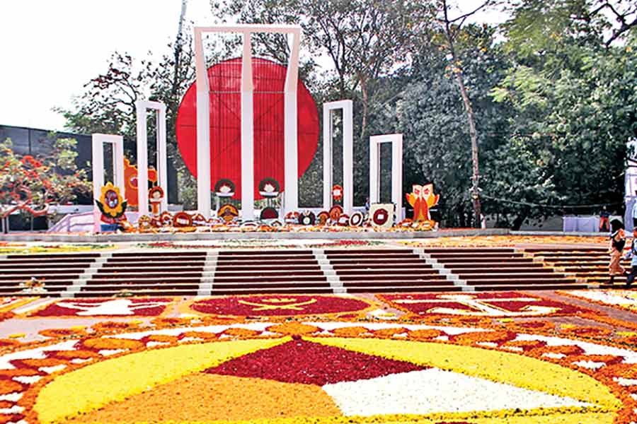 Central Shaheed Minar in the city bedecked with flowers on the Martyrs’ Day and International Mother Language Day in 2020 –FE file photo