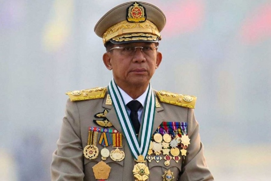 Myanmar's junta chief Senior General Min Aung Hlaing, presides over an army parade on Armed Forces Day in Naypyitaw, Myanmar, Mar 27, 2021. REUTERS/Stringer/File