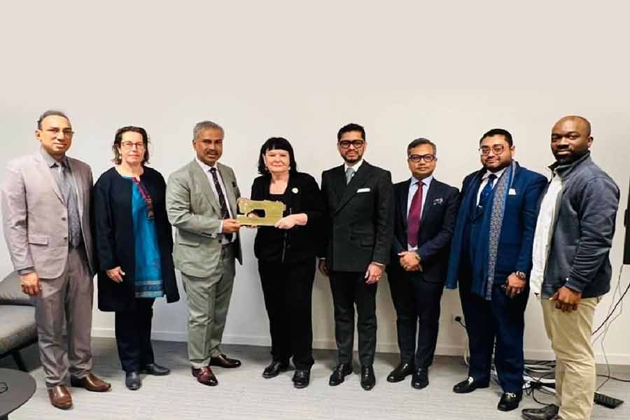 BGMEA delegation visits International Trade Union Confederation headquarters