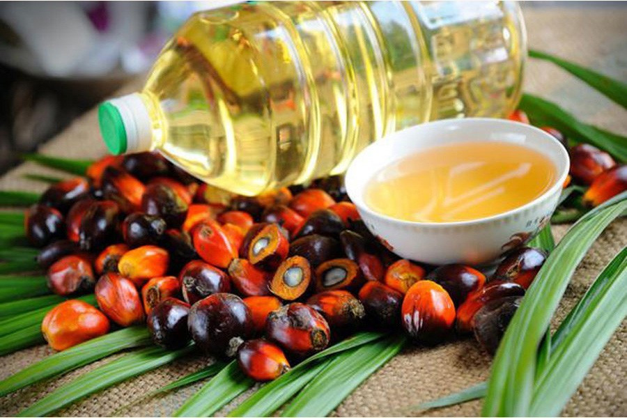 Palm oil price slashed by Tk 3.0 per litre