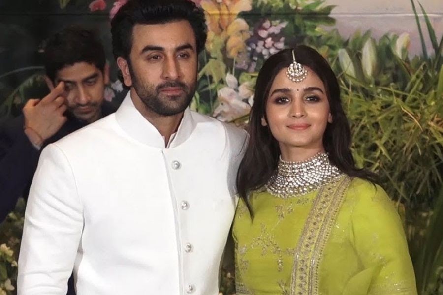 Alia Bhatt and Ranbir Kapoor to get married on April 14